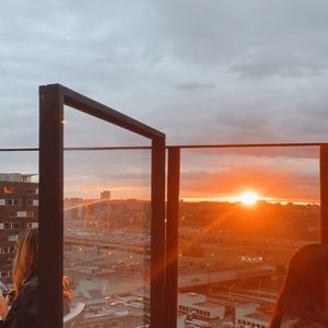 Meet your Posher, Julia